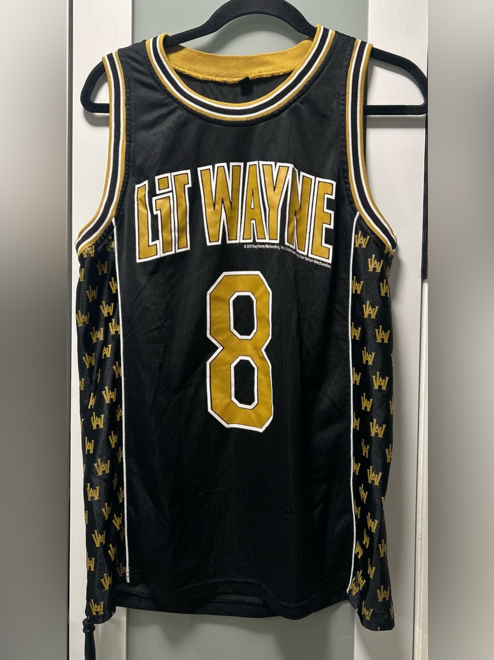 Lil Wayne Carter Young Money
YMCMB Hip Hop Rap TOUR Shirt
Basketball Jersey S